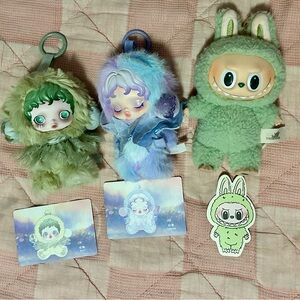 Poshmark Plush Vinyl Doll Lot - 2 Skullpanda L'impressionnisme and 1 Labubu